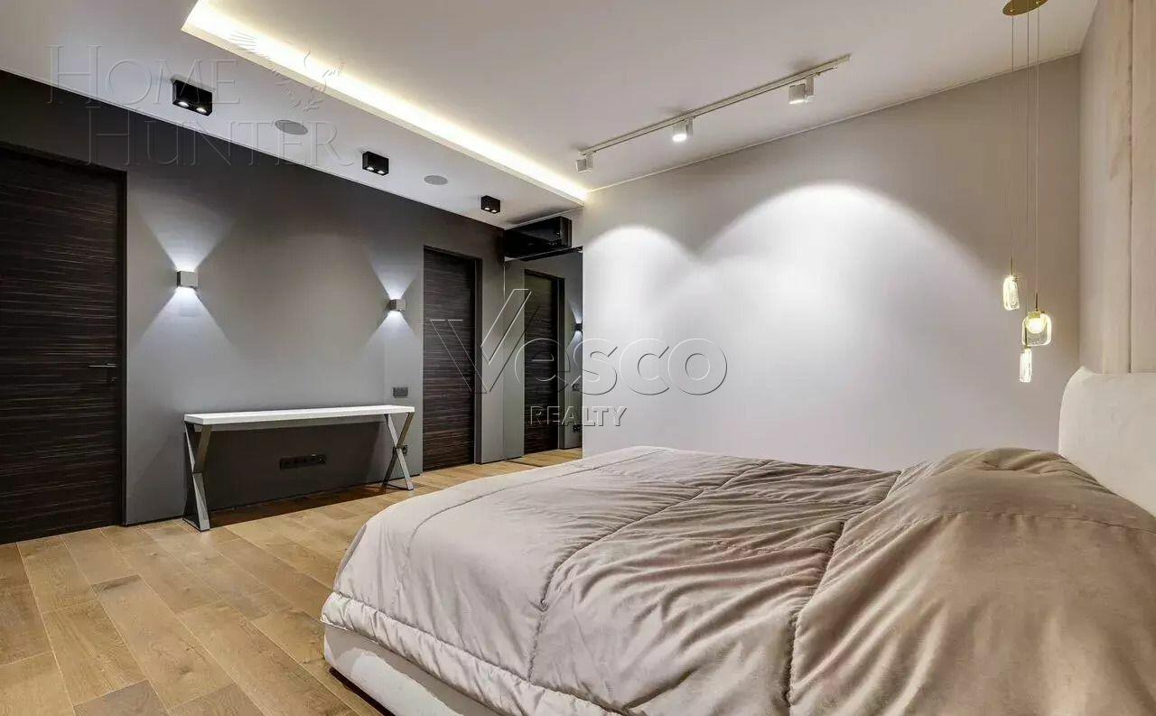 2-этажный коттедж 540 м² с отделкой