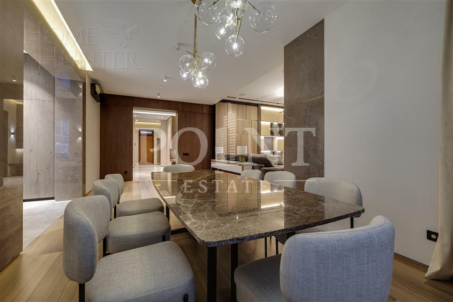 2-этажный коттедж 688 м² с отделкой