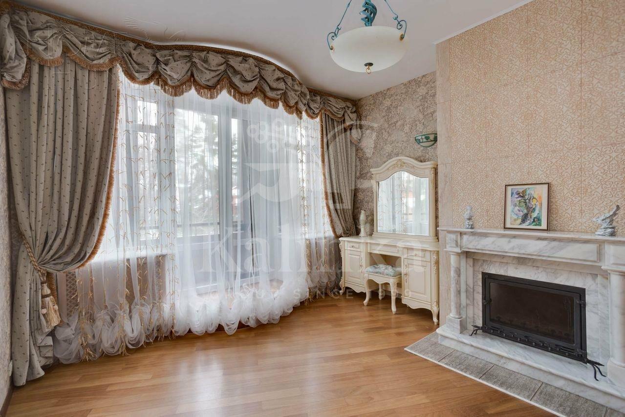 3-этажный коттедж 400 м² с отделкой