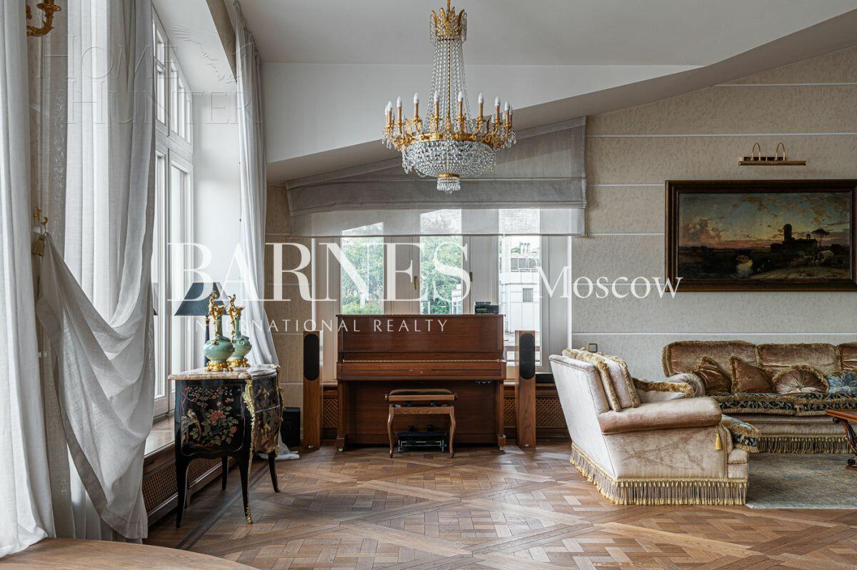 2-УРОВНЕВЫЙ ПЕНТХАУС С ОТДЕЛКОЙ 584 М² НА 5 ЭТАЖЕ