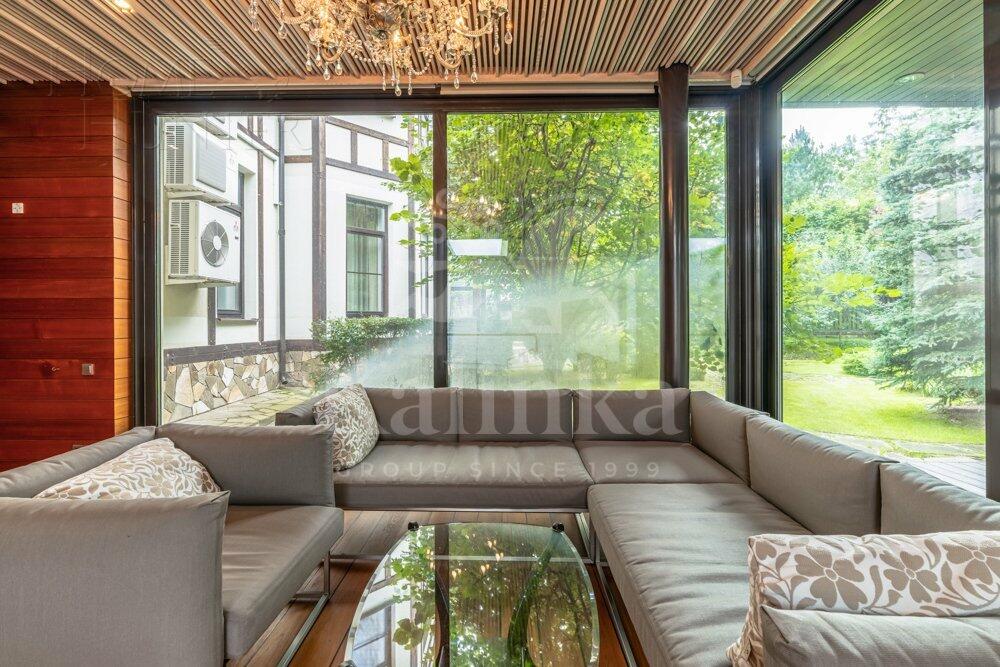 2-этажный коттедж 615 м² с отделкой