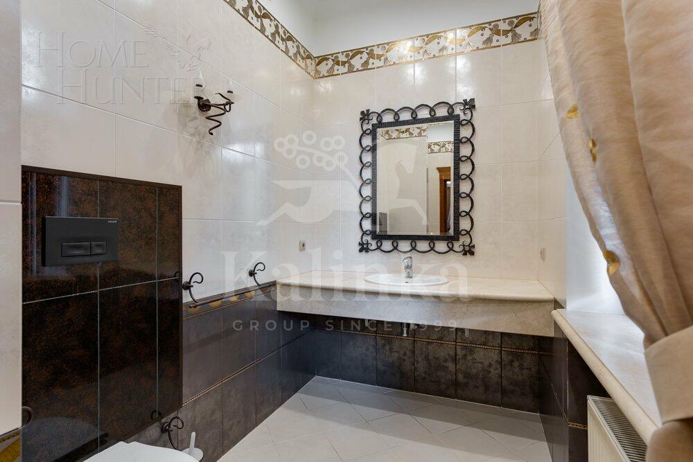 2-этажный коттедж 350 м² с отделкой