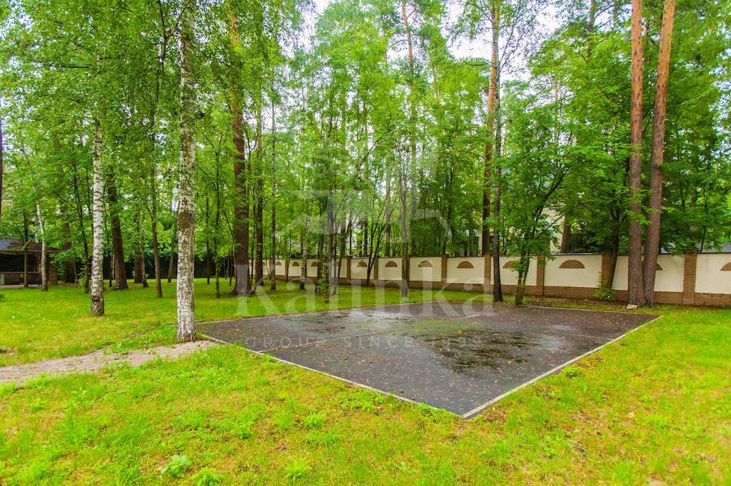 2-этажный коттедж 350 м² с отделкой