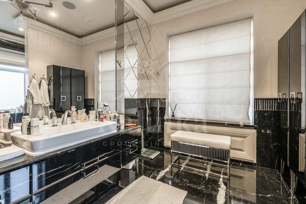 2-этажный коттедж 1 258 м² с отделкой