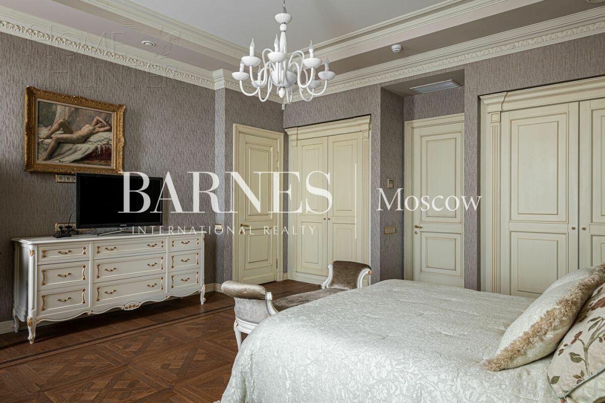 2-УРОВНЕВЫЙ ПЕНТХАУС С ОТДЕЛКОЙ 584 М² НА 5 ЭТАЖЕ