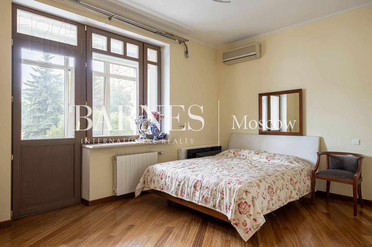 4-КОМН. КВАРТИРА С ОТДЕЛКОЙ 145.9 М² НА 2 ЭТАЖЕ