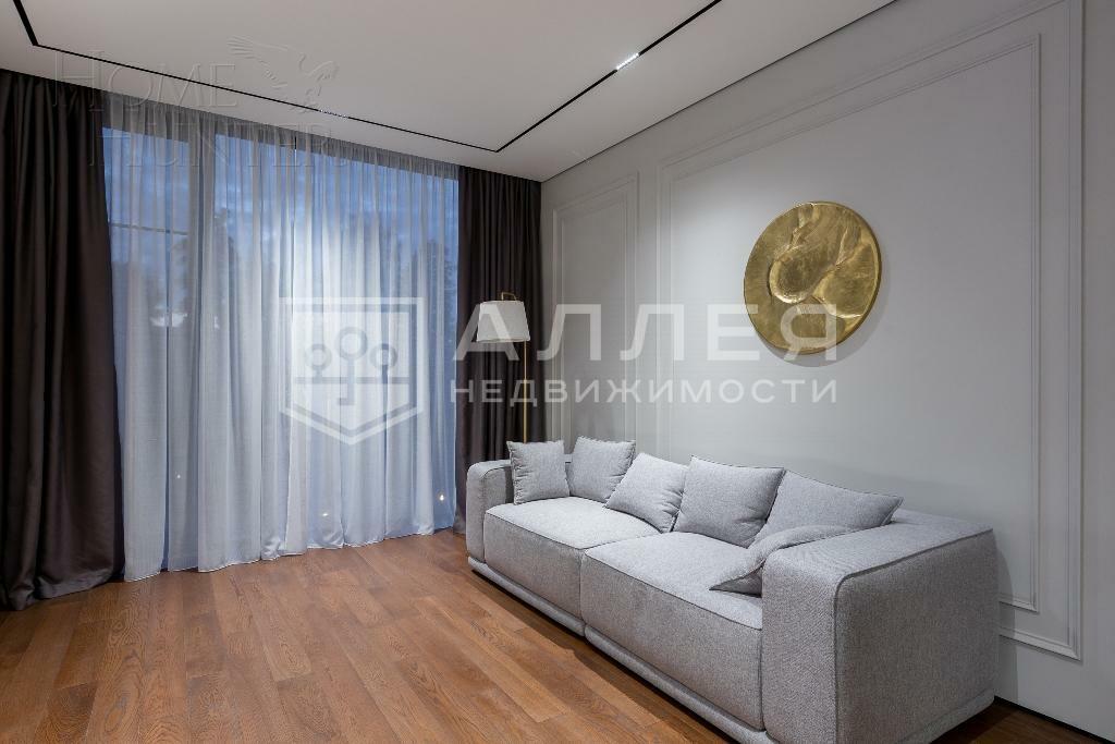 2-этажный коттедж 550 м² с отделкой