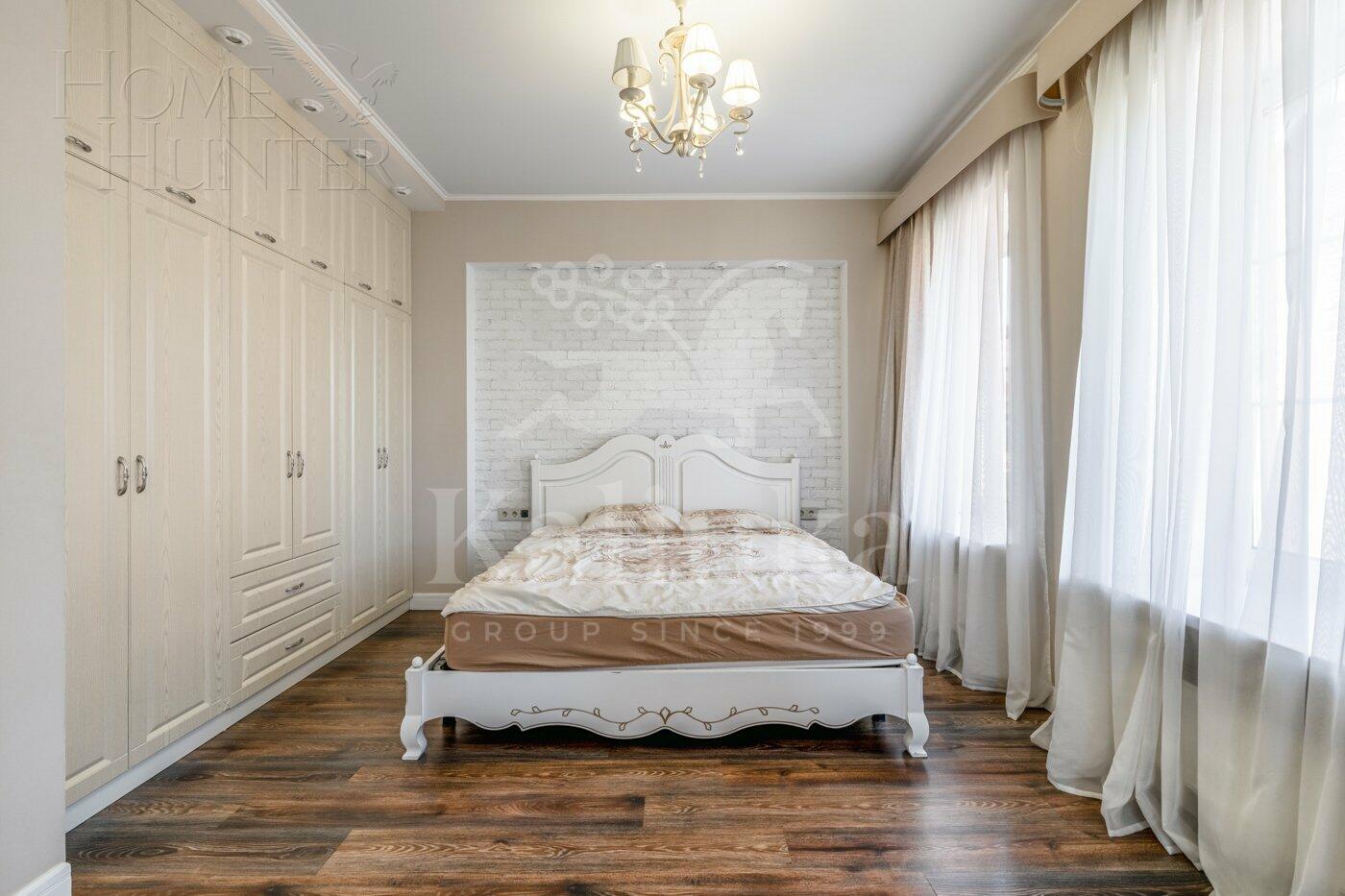 3-этажный таунхаус 230 м² с отделкой