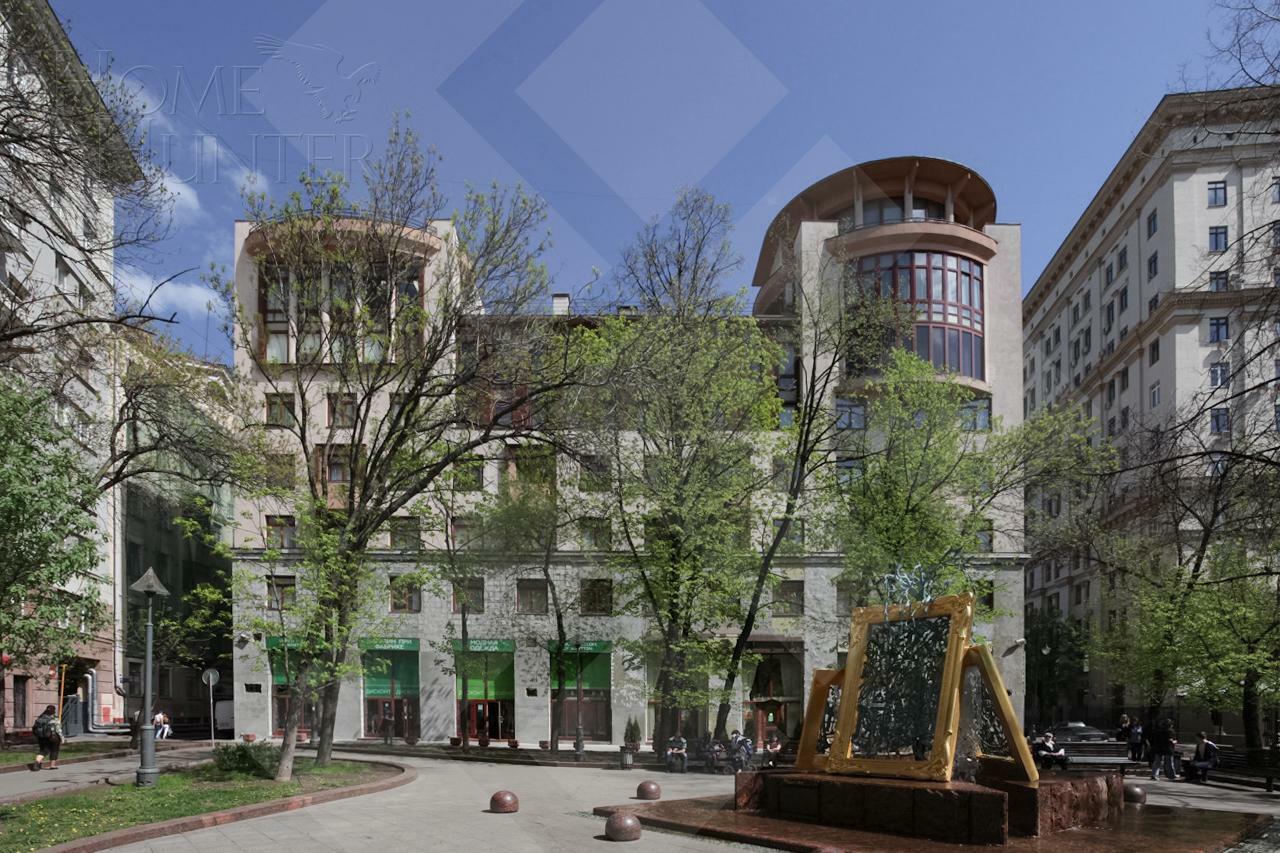 4-КОМН. КВАРТИРА С ОТДЕЛКОЙ 180 М² НА 3 ЭТАЖЕ