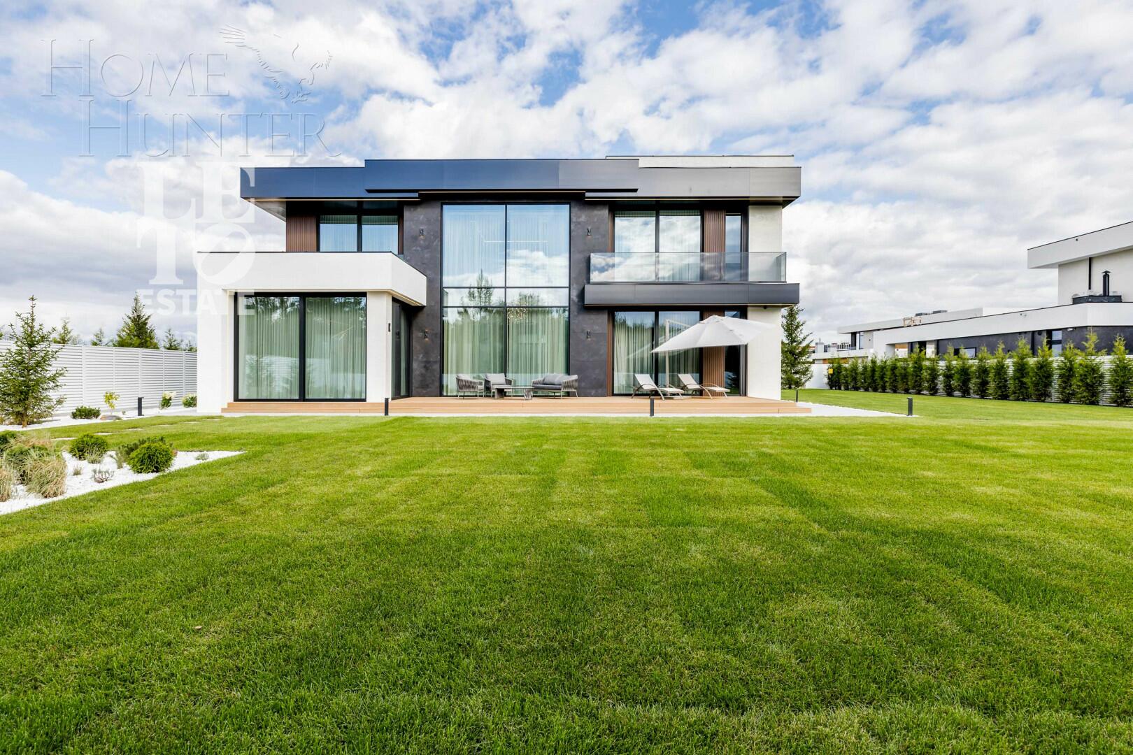 2-этажный коттедж 435 м² с отделкой