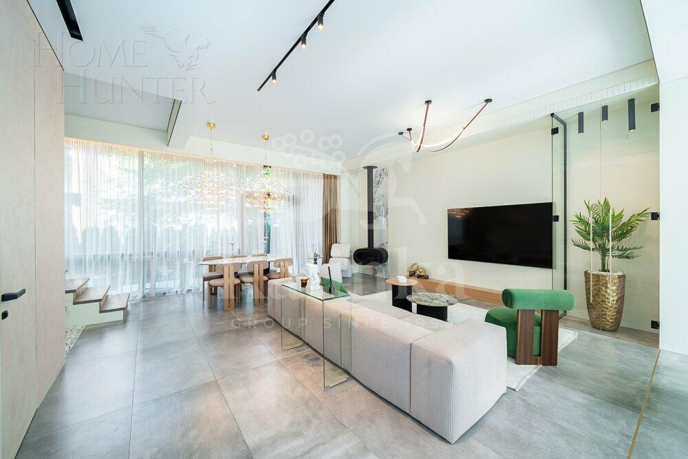 3-этажный таунхаус 238 м² с отделкой