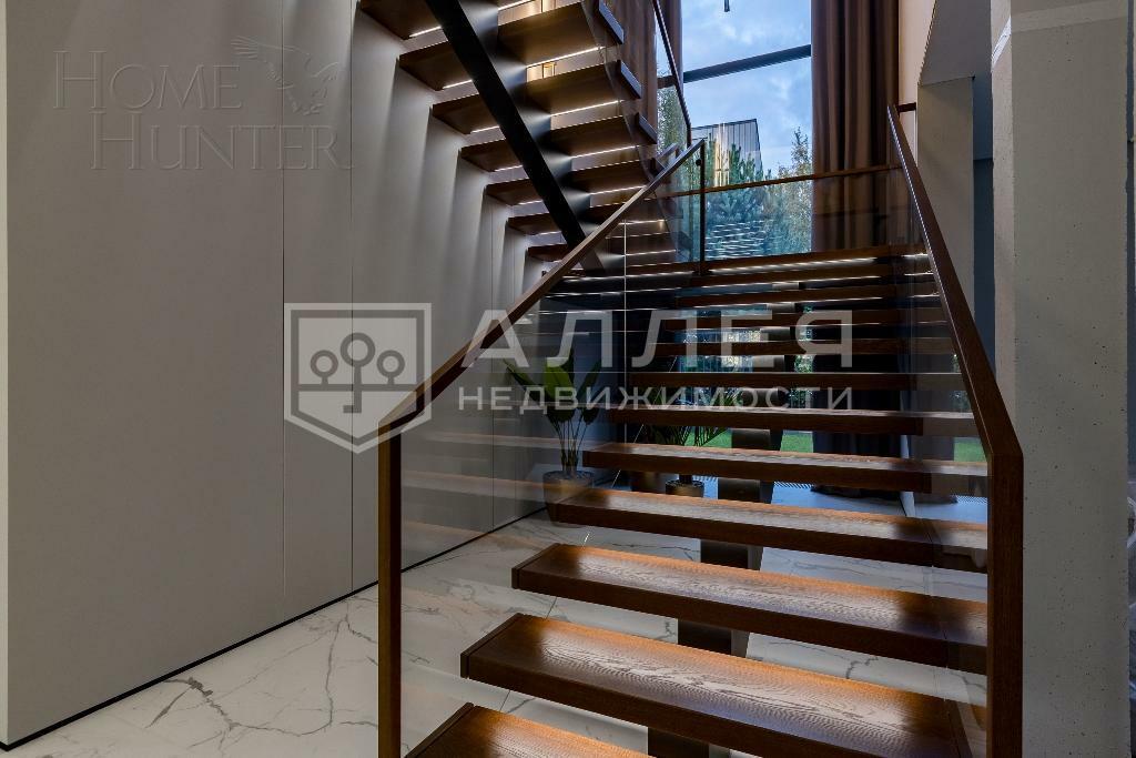 2-этажный коттедж 550 м² с отделкой