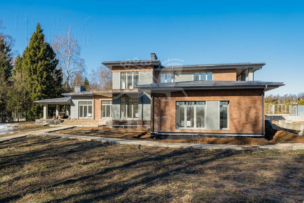 2-этажный коттедж 539.3 м² без отделки