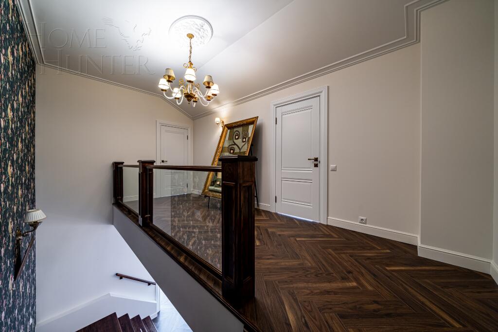 2-этажный таунхаус 252 м² с отделкой