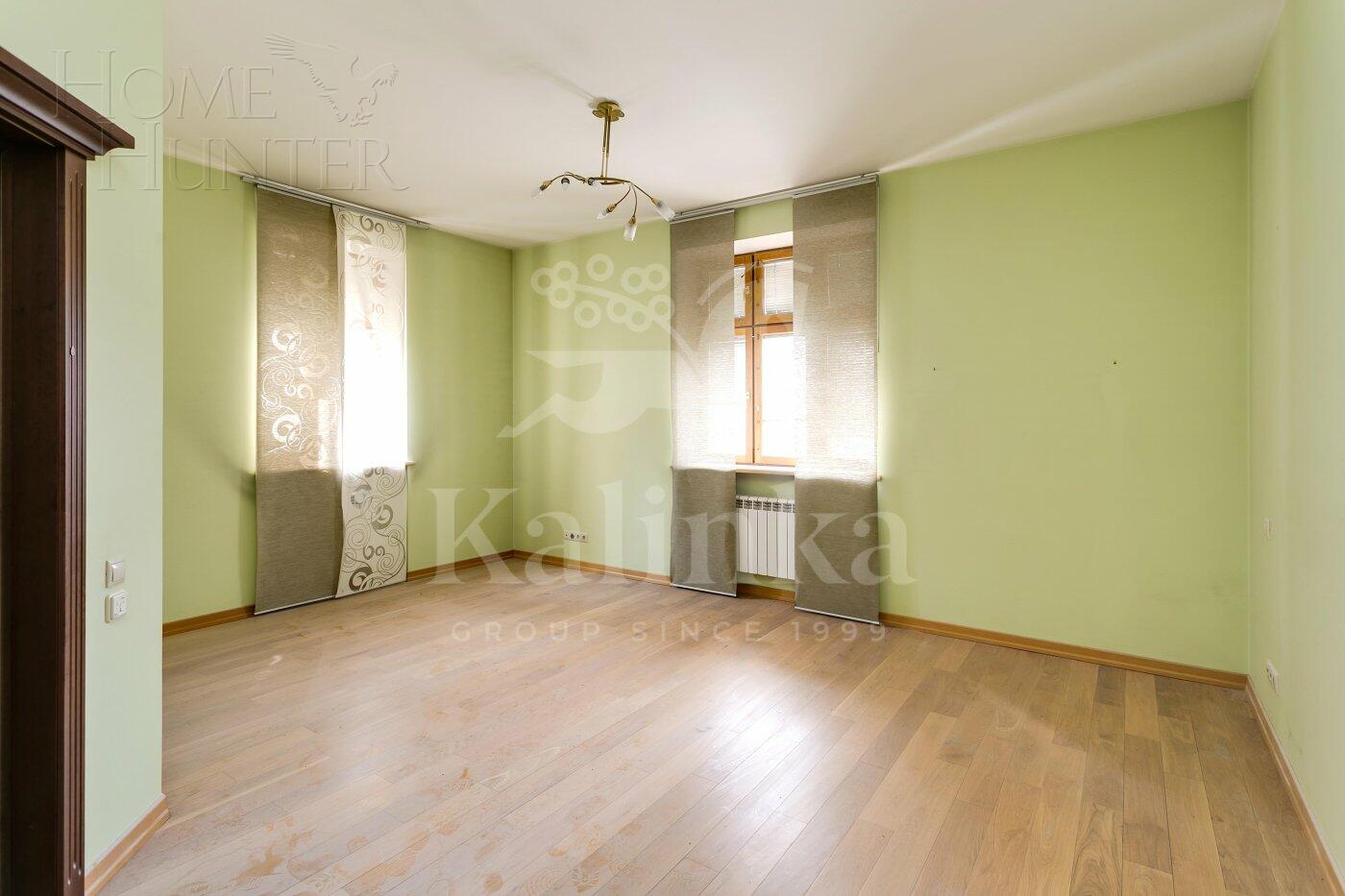 2-этажный коттедж 672 м² с отделкой