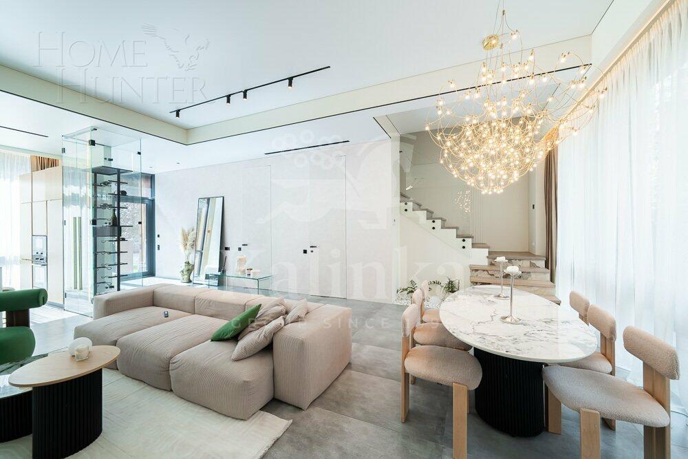 3-этажный таунхаус 238 м² с отделкой