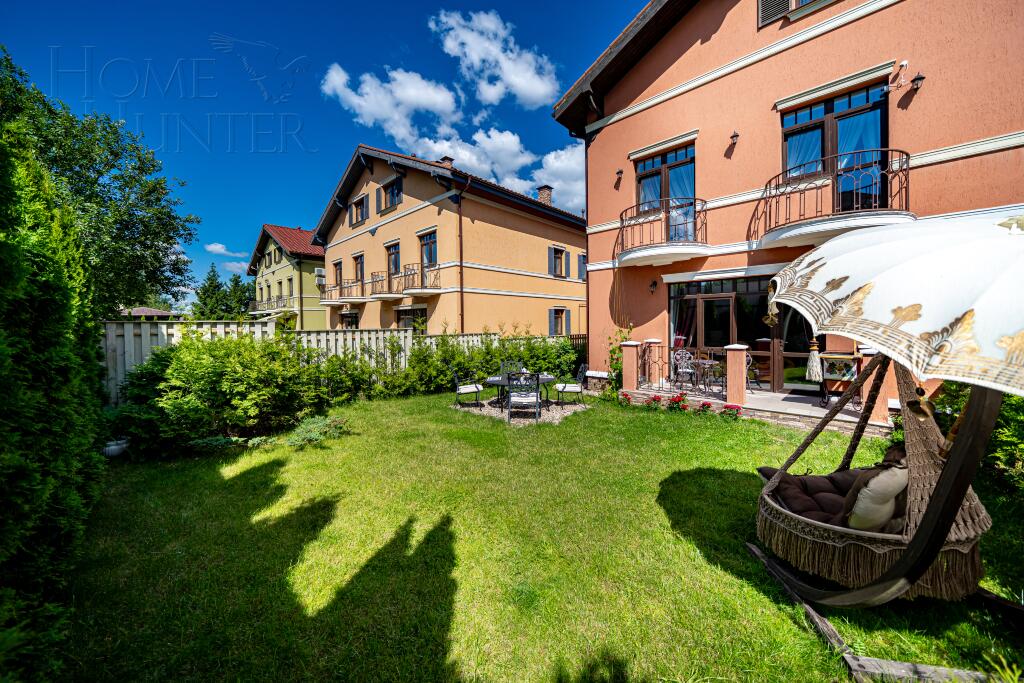 2-этажный таунхаус 252 м² с отделкой