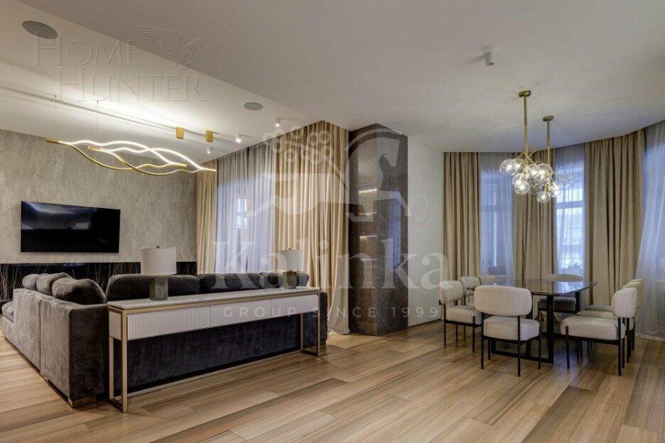 2-этажный коттедж 688 м² с отделкой