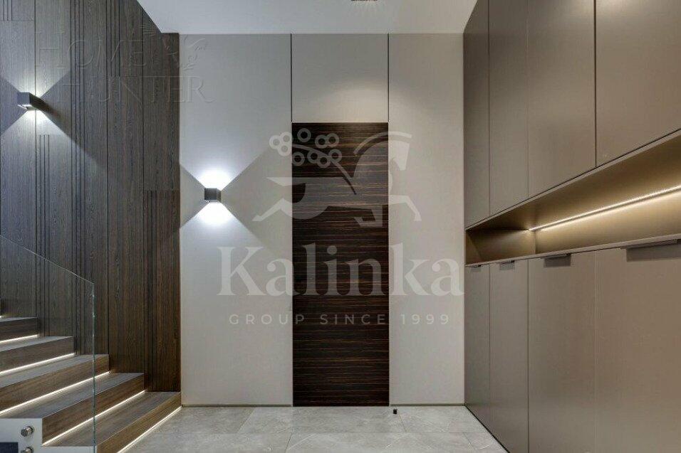 2-этажный коттедж 688 м² с отделкой