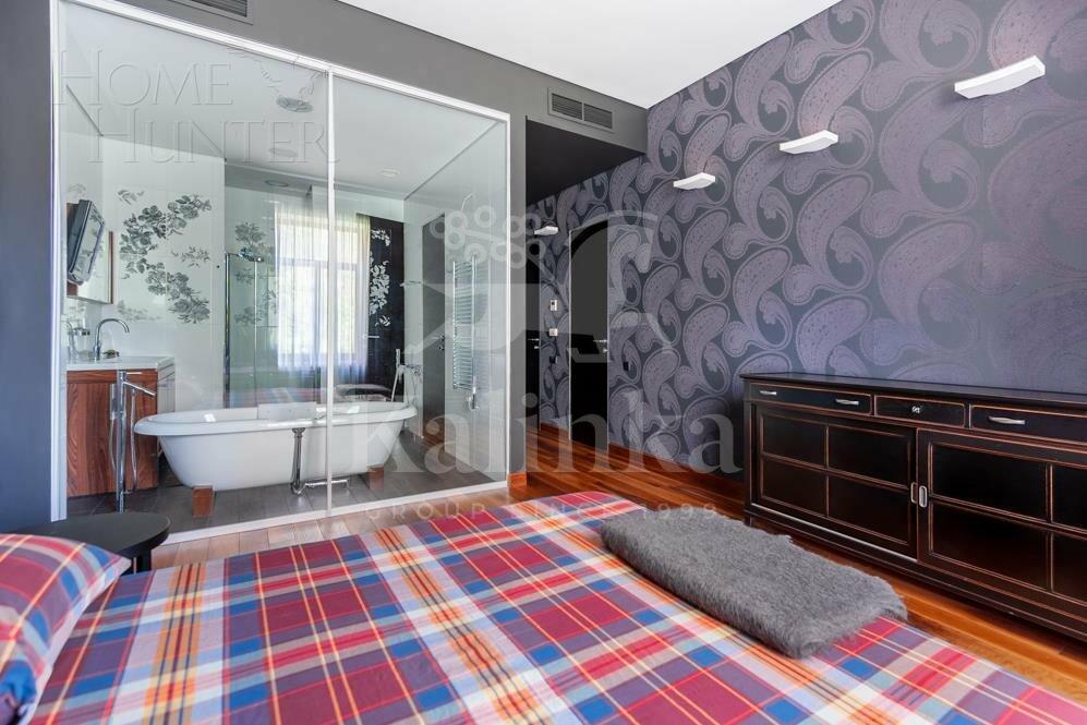 3-КОМН. КВАРТИРА С ОТДЕЛКОЙ 188.5 М² НА 3 ЭТАЖЕ