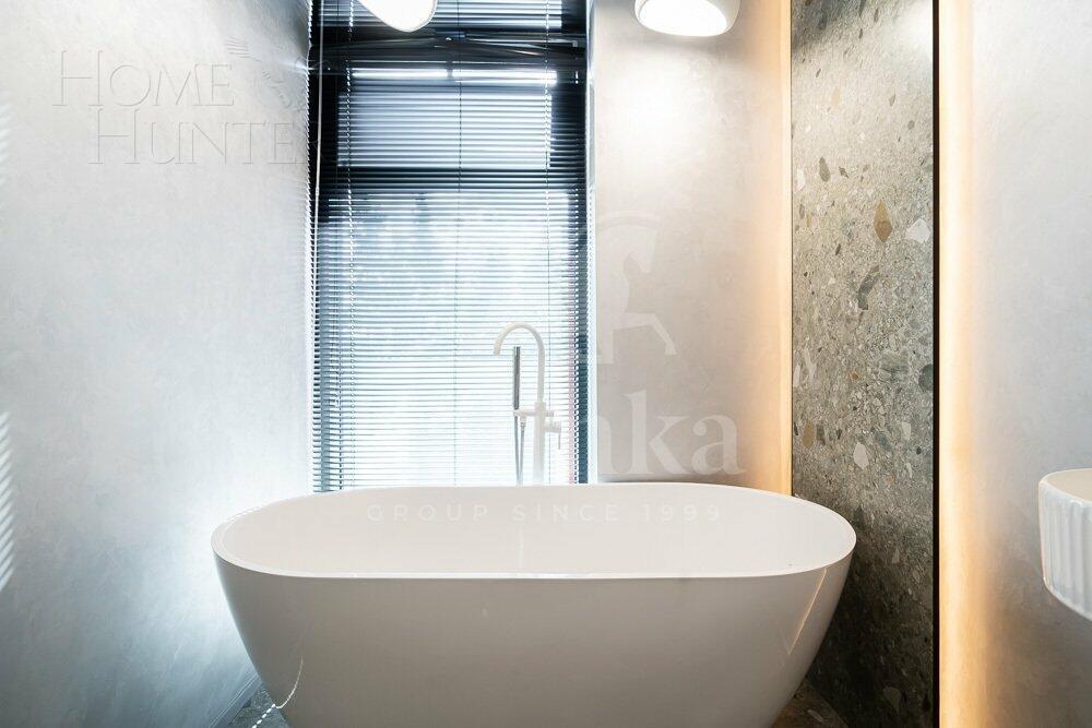 3-этажный таунхаус 238 м² с отделкой