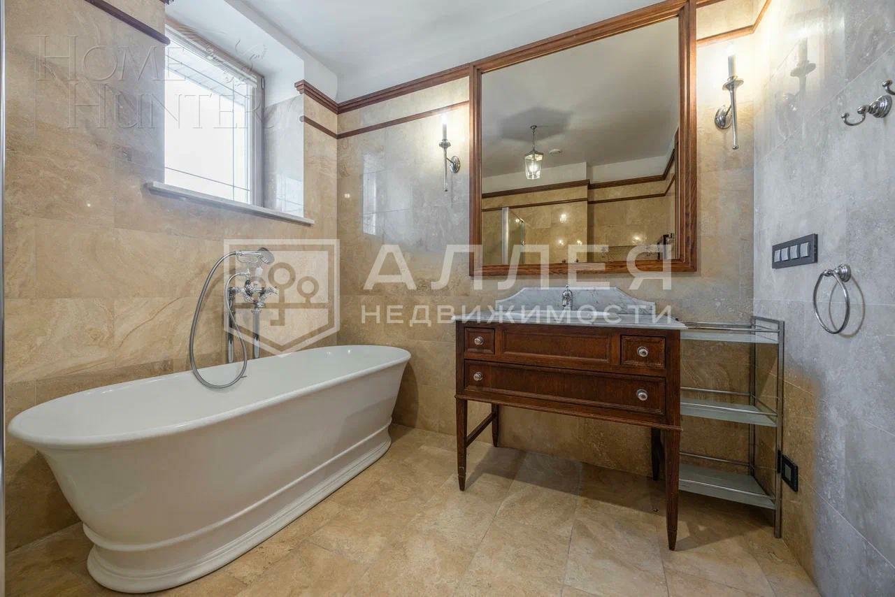 2-этажный коттедж 428 м² с отделкой