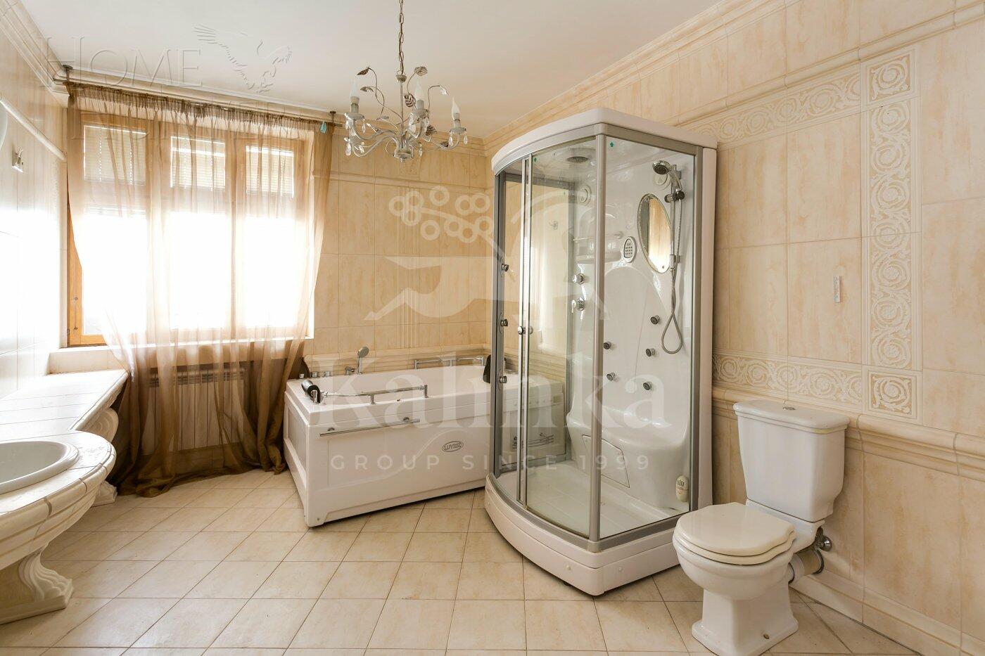 2-этажный коттедж 672 м² с отделкой