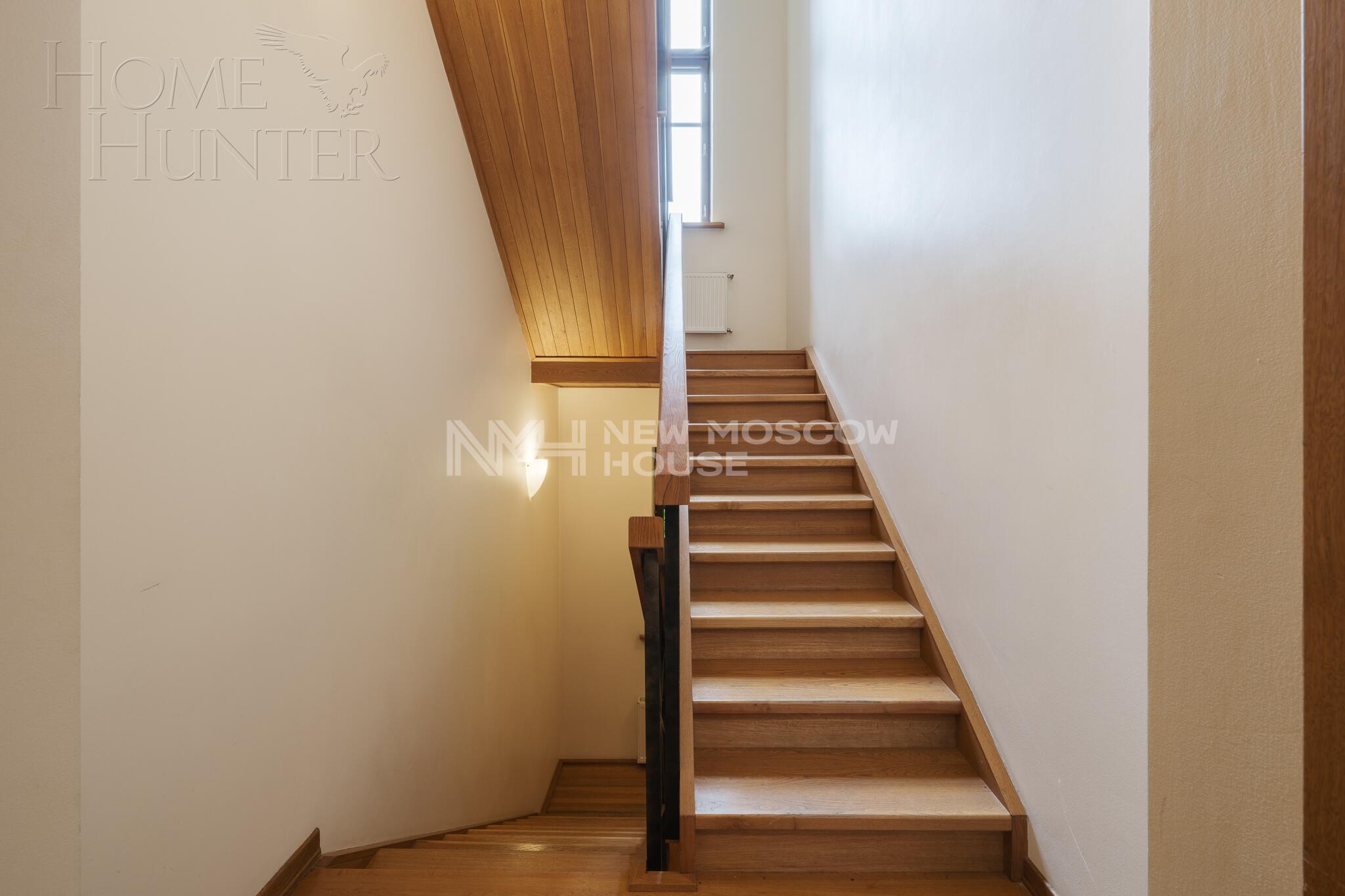 2-этажный коттедж 720 м² с отделкой