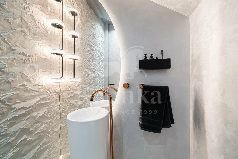 3-этажный таунхаус 238 м² с отделкой