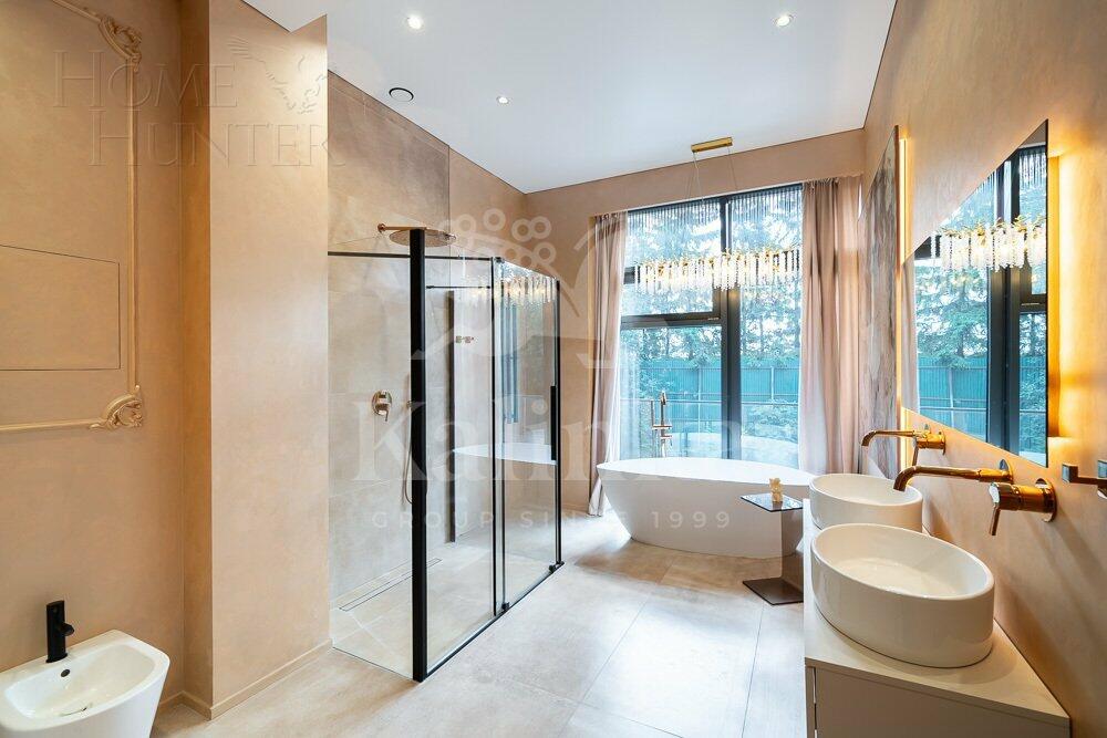 3-этажный таунхаус 238 м² с отделкой