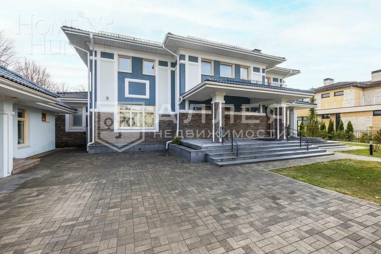 2-этажный коттедж 428 м² с отделкой