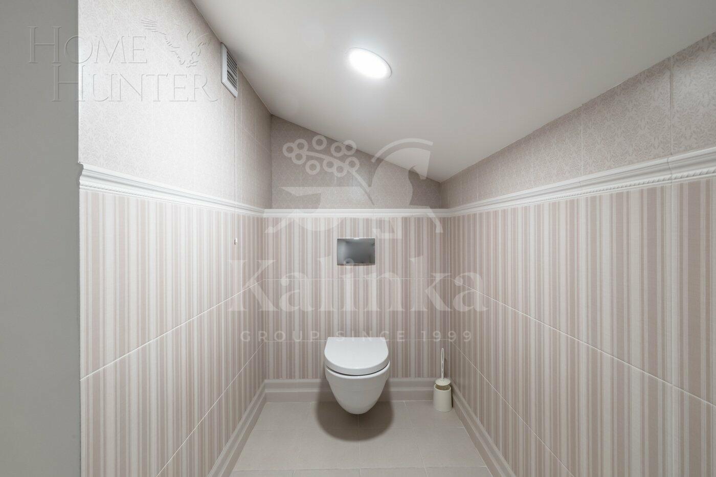 3-этажный таунхаус 230 м² с отделкой