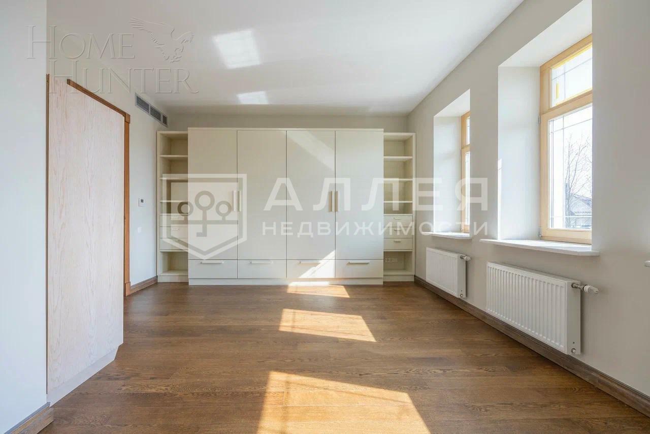 2-этажный коттедж 428 м² с отделкой