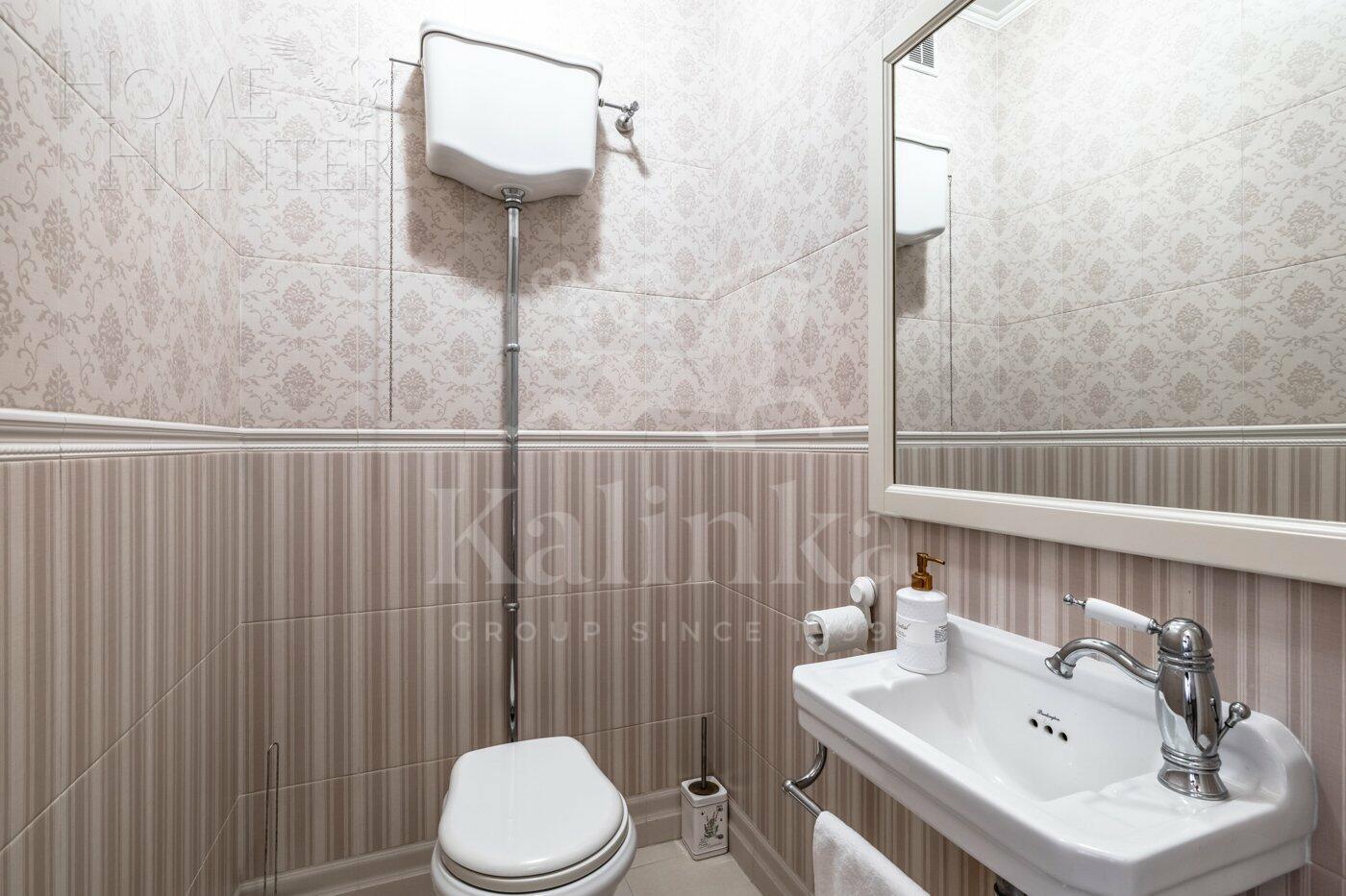 3-этажный таунхаус 230 м² с отделкой