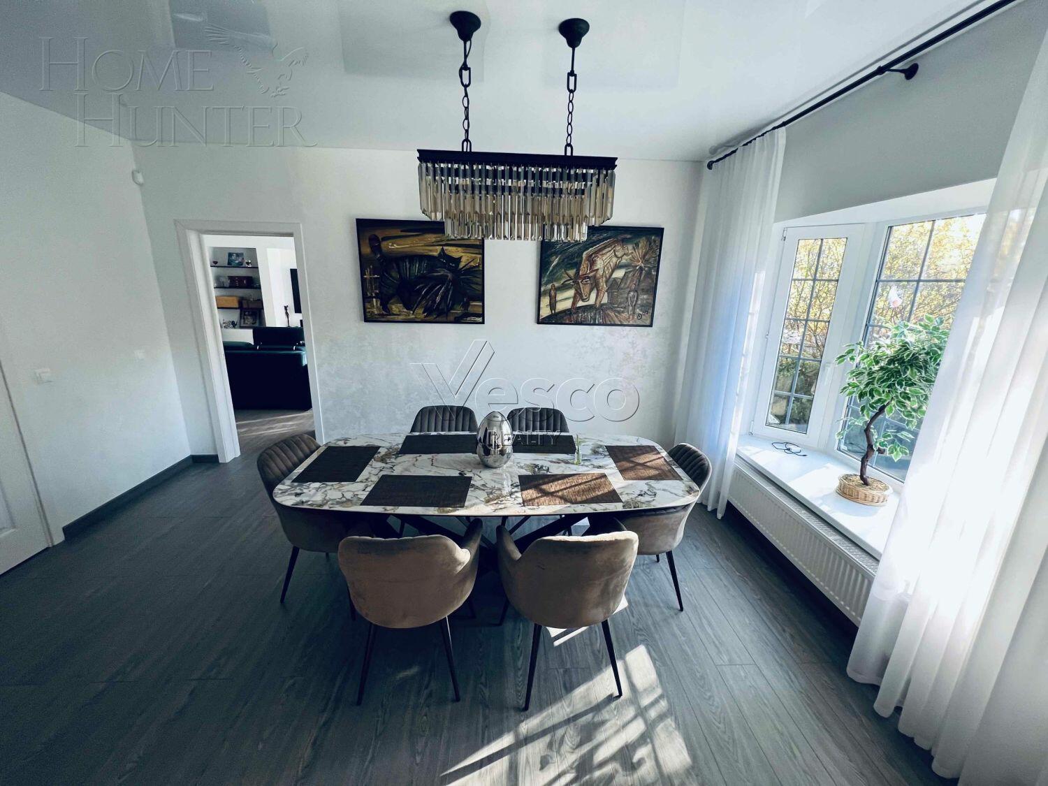 2-этажный коттедж 280 м² с отделкой