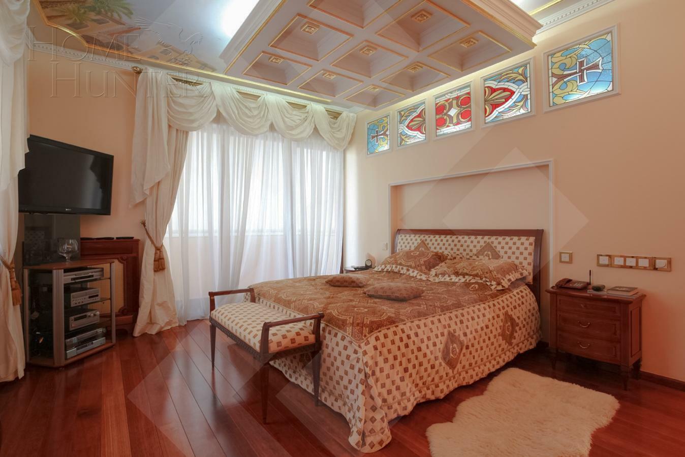 4-КОМН. КВАРТИРА С ОТДЕЛКОЙ 180 М² НА 3 ЭТАЖЕ