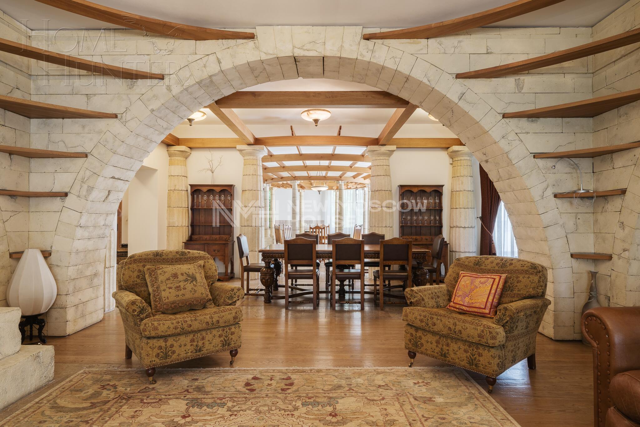 2-этажный коттедж 720 м² с отделкой