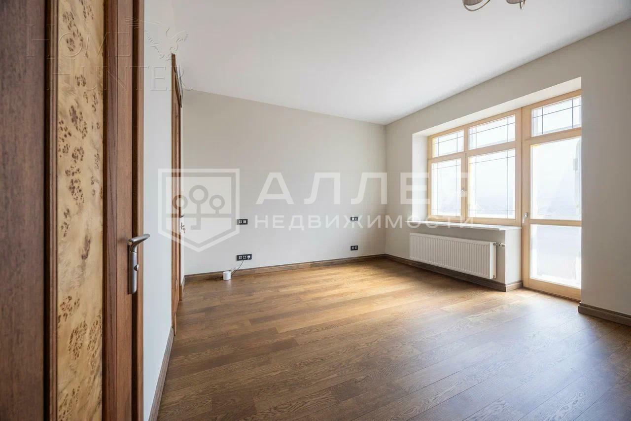 2-этажный коттедж 428 м² с отделкой