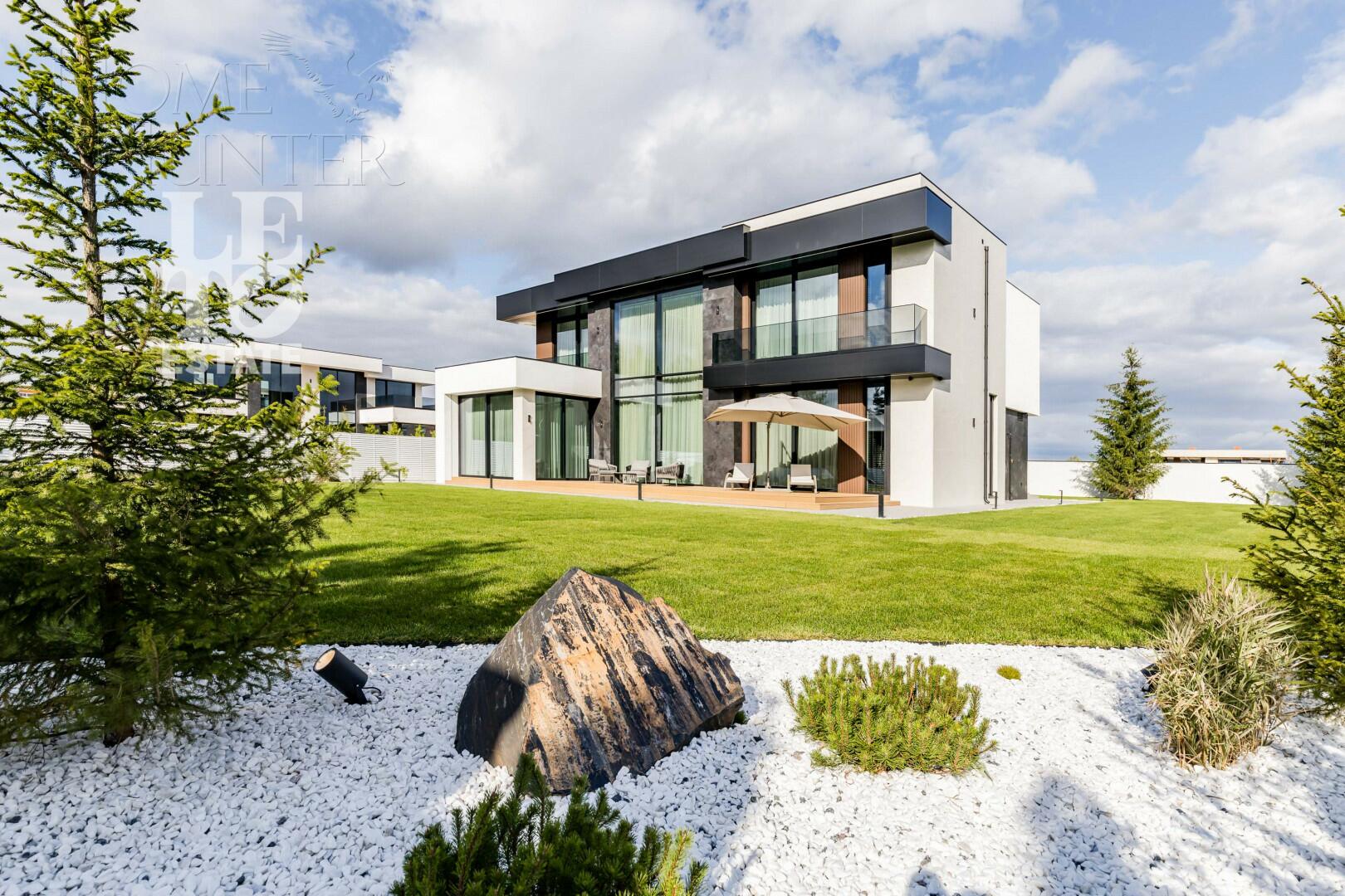 2-этажный коттедж 435 м² с отделкой