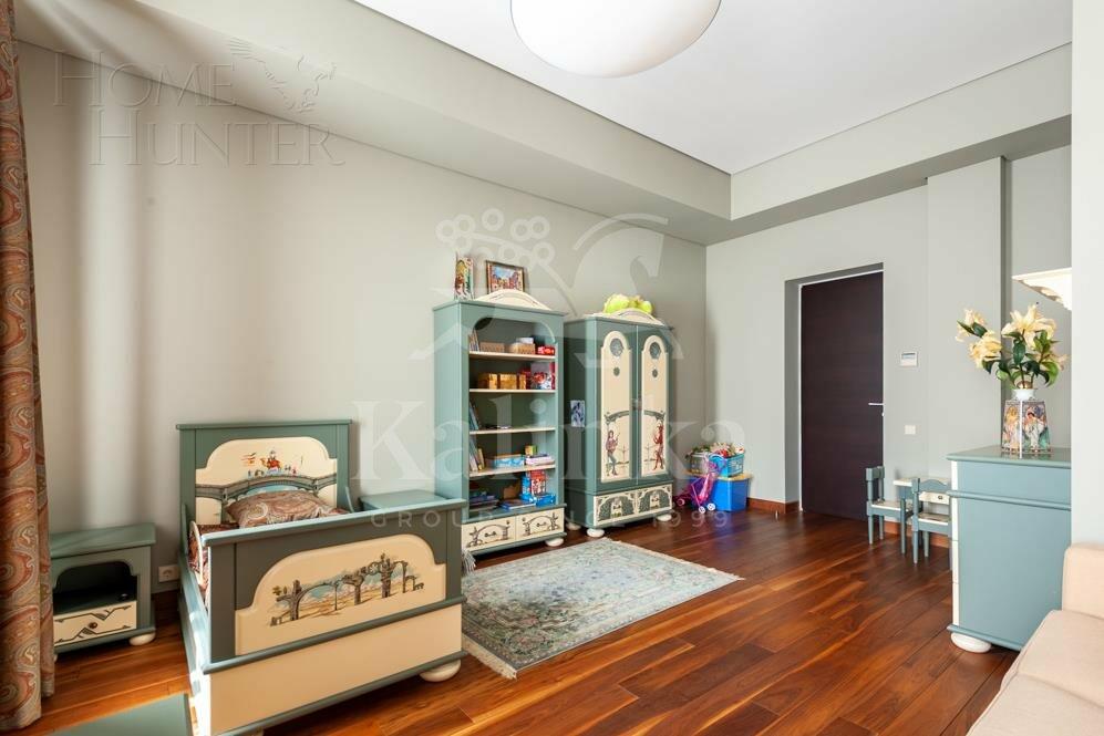 3-КОМН. КВАРТИРА С ОТДЕЛКОЙ 188.5 М² НА 3 ЭТАЖЕ