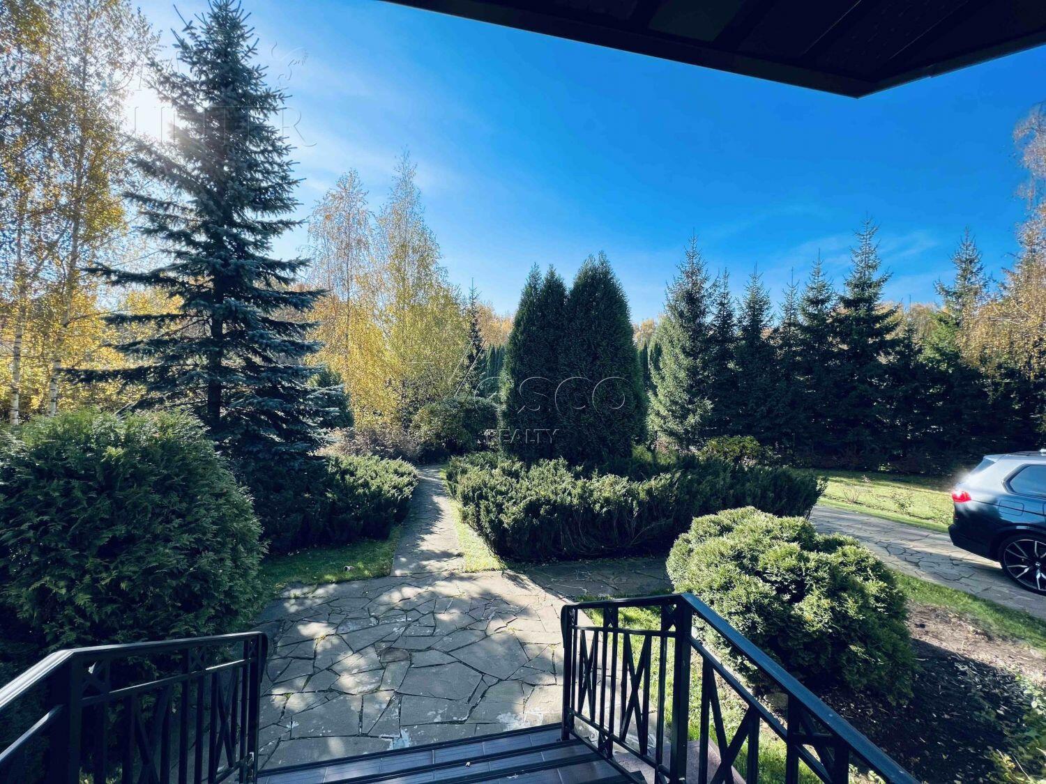 2-этажный коттедж 280 м² с отделкой