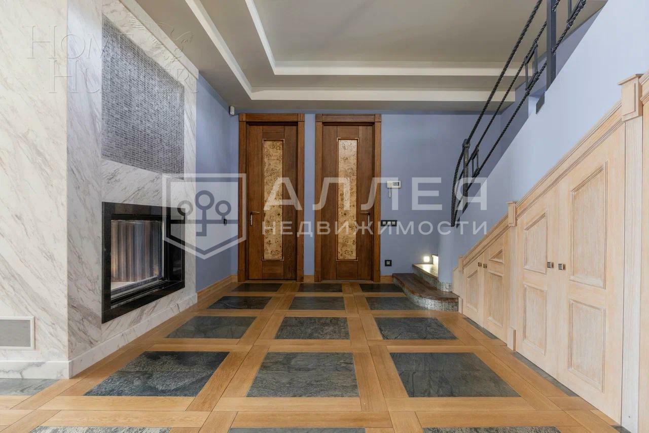 2-этажный коттедж 428 м² с отделкой