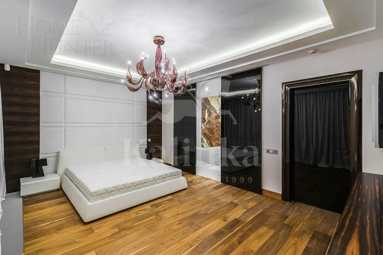 2-этажный таунхаус 350 м² с отделкой