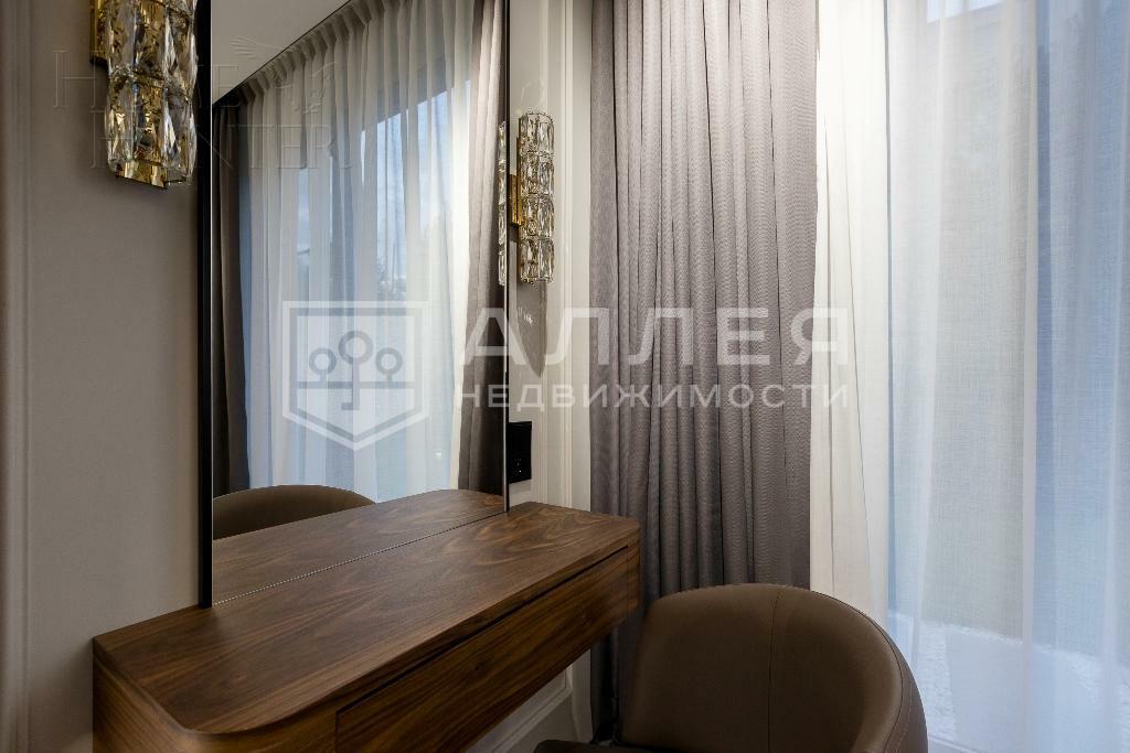 2-этажный коттедж 550 м² с отделкой