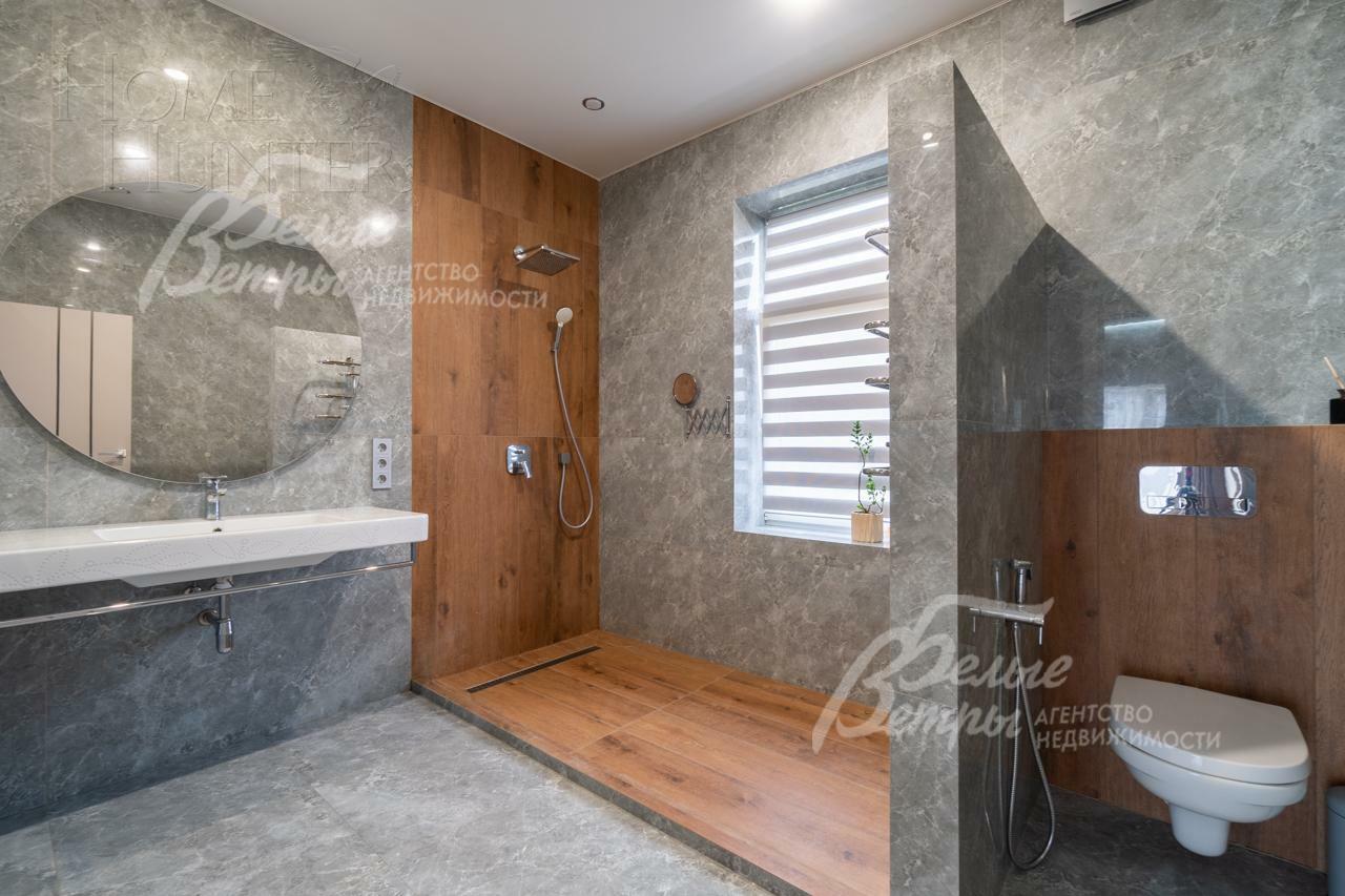 2-этажный коттедж 220 м² с отделкой