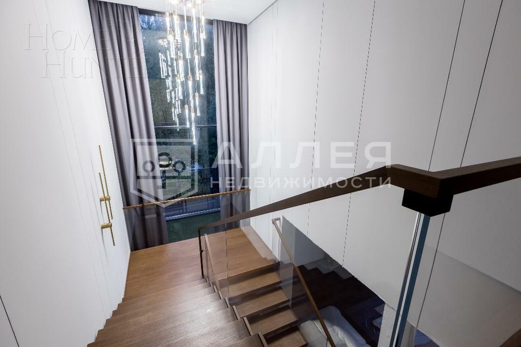 2-этажный коттедж 550 м² с отделкой