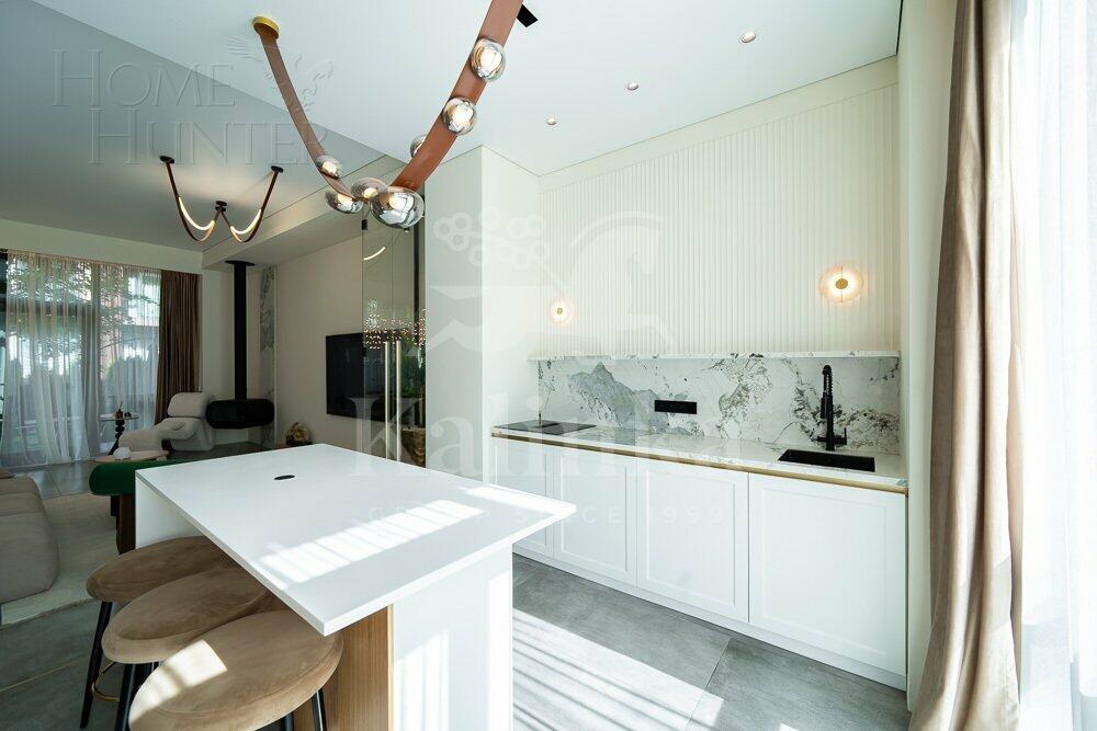 3-этажный таунхаус 238 м² с отделкой