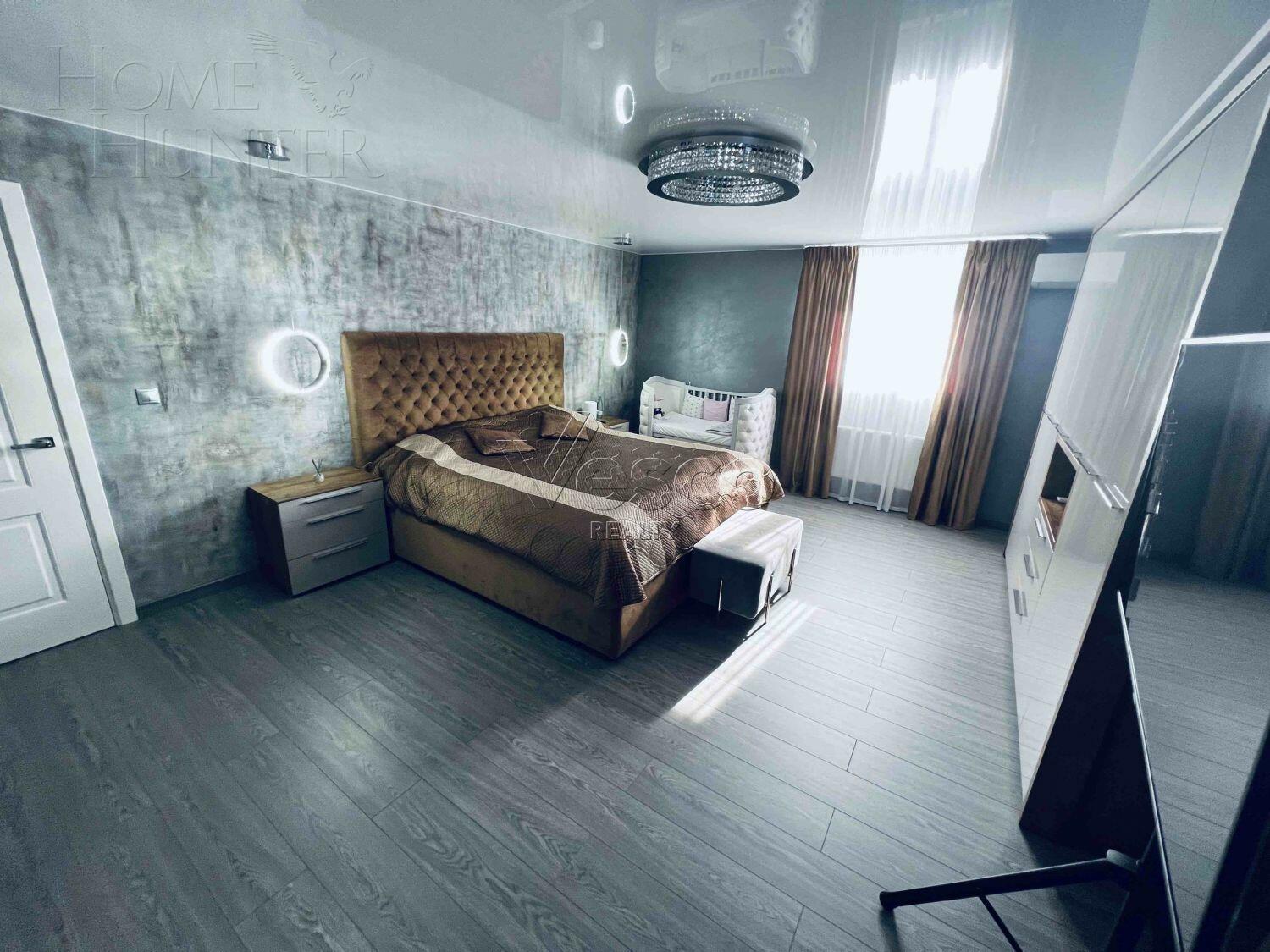 2-этажный коттедж 280 м² с отделкой