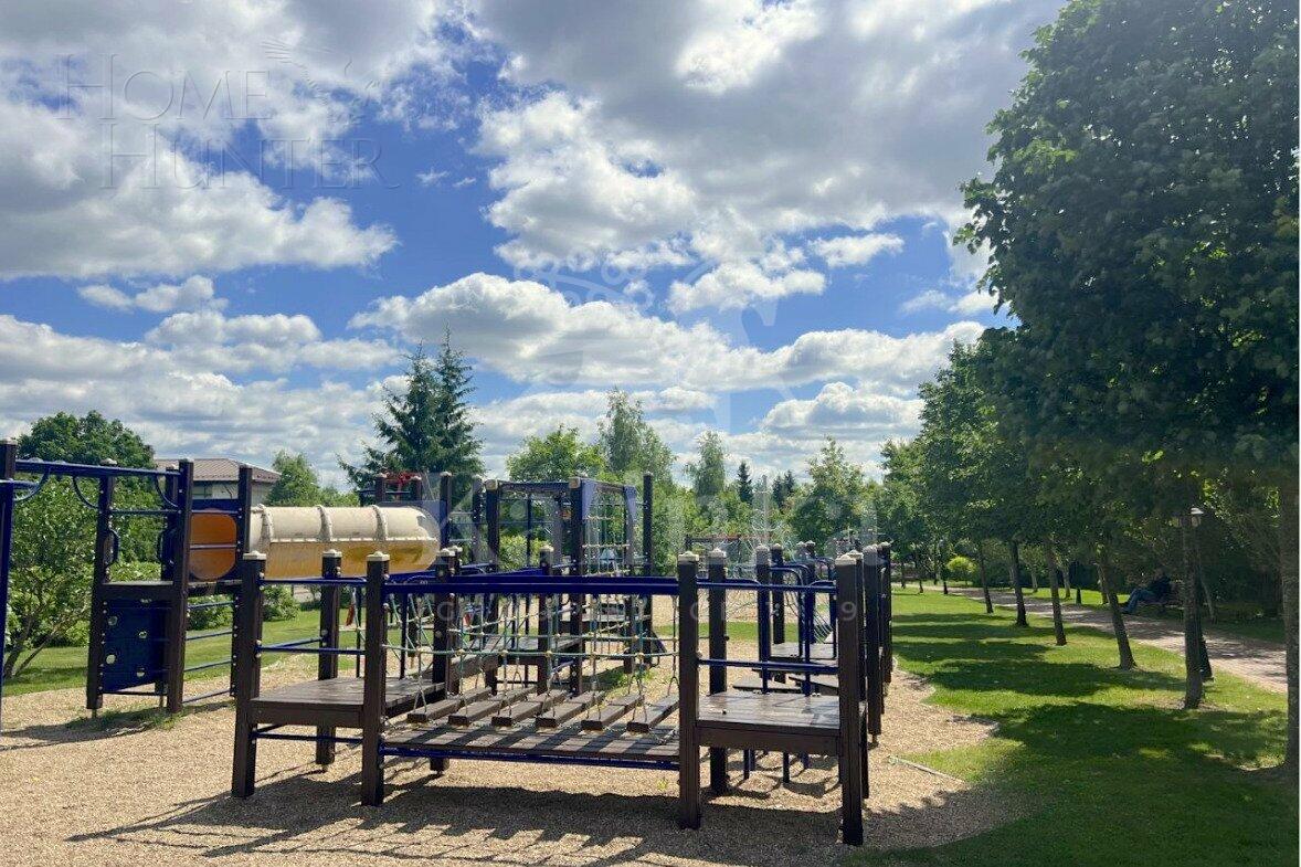 Участок 111.82 сот. в охраняемом поселке