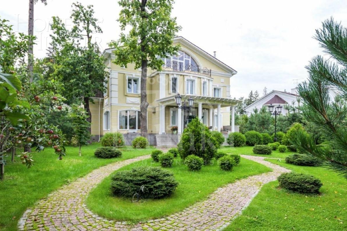 2-этажный коттедж 900 м² с отделкой